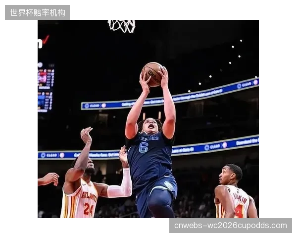 纽约自由人将迎战菲尼克斯水星，斯图尔特与琼斯的内线组合将是决定比赛走向的关键。